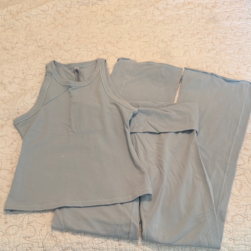 Skims tank and fold over pant Blue Set